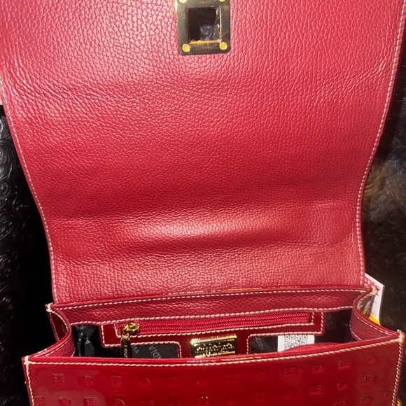 ARCADIA MADE IN ITALY PATENT LEATHER FLAP OVER CROSSBODY RED  COLOR … - Picture 8 of 10